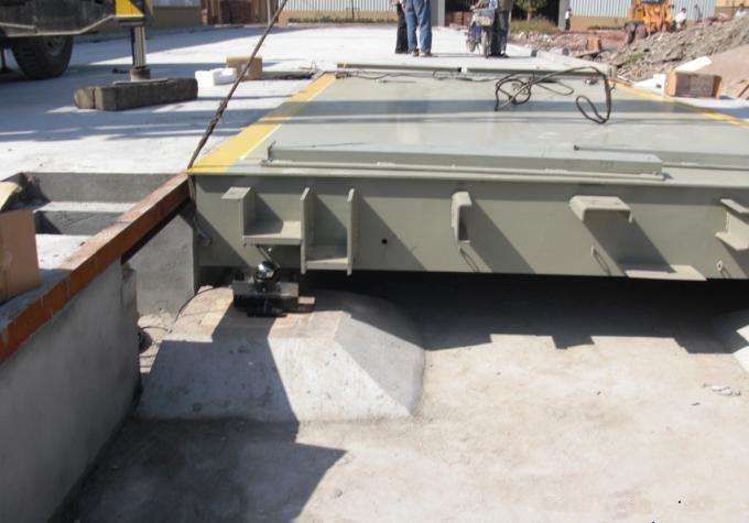 苏州地磅施工现场步骤。